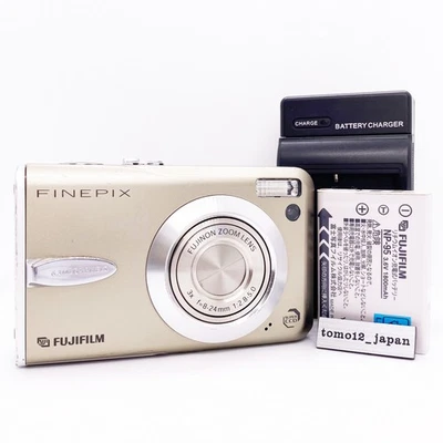Fujifilm FinePix F30 F Series 6.3MP 3x Zoom Compact Digital Camera From Japan - Image 1 of 4