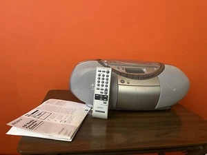 Sony CFD-S350 CD-R/LRW Playback Cassette Tape AM/FM Stereo w/ Remote • EUC - Picture 1 of 6