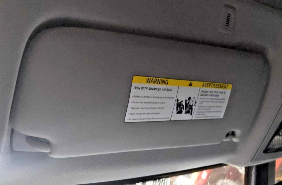 2014 BMW 528i xDrive OEM Visera solar del lado del conductor izquierdo Vinilo gris 2011-2016 Foto 1 de 1