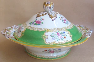 MINTONS VINTAGE GREEN COCKATRICE LIDDED VEGETABLE DISH MINTON (11967) - Picture 1 of 5