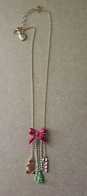 Berloques pendurados colar arco feriado Betsey Johnson árvore bengala doce pão de gengibre - Imagem 1 de 4