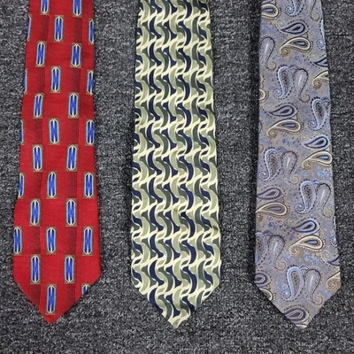 Шелковый галстук лот мужской стандартный размер пейсли геометрический Pronto Uomo Bachrach 3 шт. - Изображение 1 из 4