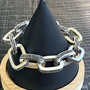 Pulsera granulada oxidada de eslabones martillados de plata de ley de gran tamaño LOIS HILL - Imagen 1 de 16