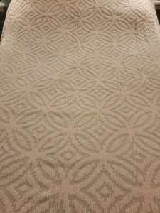 Vintage Chenille Full Bedspread Pink Butterfly / Daisy Design, fringe edge - Picture 1 of 7