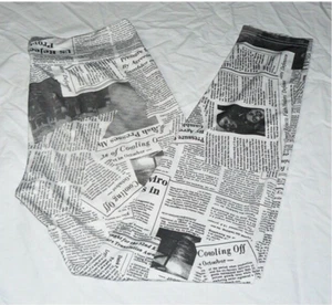 Unbranded Black & White Newspaper Newsprint Leggings, SZ L, GUC - Picture 1 of 1