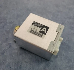 2001-2004 Toyota Highlander 3.0L V6 Cruise Control Module DENSO 88240-48020 - Picture 1 of 4