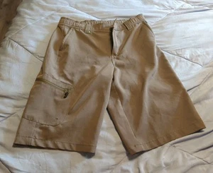 Magellan Outdoors Boys Size 14 Water Repellent Fishing Shorts - Picture 1 of 4