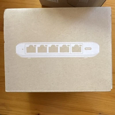 Ubiquiti Unifi Switch Flex Mini 2.5G 5 port USW-Flex-2.5G-5 BRAND NEW SEALED! - Image 1 of 4