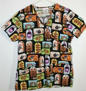 Nurse Scrub Top XS ExtraSmall Vet Dental SCRUBSTAR Animals Wildlife Owl Raccoon - Picture 1 of 5