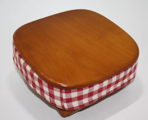 Vintage Heritage Mint Maple Basket with Liner Lid Cover