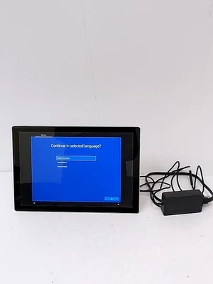 Microsoft Surface Pro 5, Intel Core M3, 12,3 дюйма, 4 Гб, RAM, 128 ГБ, SSD, Windows 10  - Изображение 1 из 4