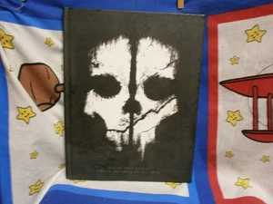 Call of Duty Ghosts Limited Edition Strategy Guide Hardcover - Bild 1 von 1