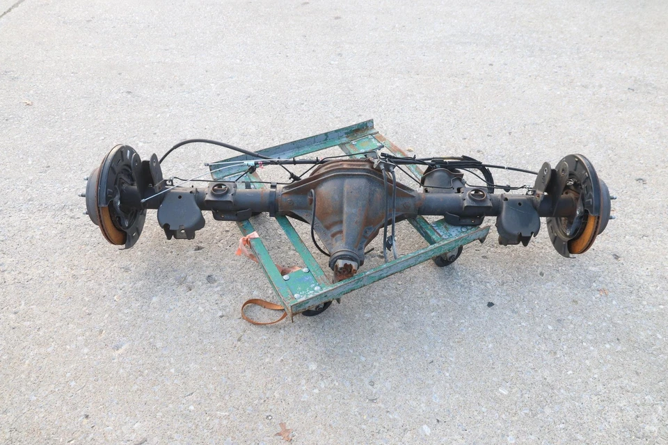 Комплект задней оси 2015 - 2020 CHEVY TAHOE. 23299311 23199120 - Изображение 1 из 4