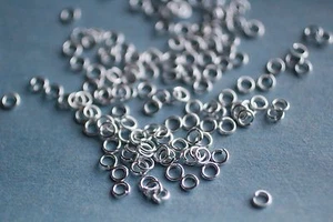 500 piezas Anillos de salto de plata 4 mm 1-3 días de envío - Imagen 1 de 2