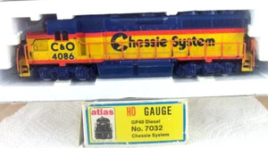 ATLAS ROCO HO 7032 GP40 C&O CHESSIE SYSTEM 4086 DETAILED RUNS WELL OYB NICE USED - Picture 1 of 15