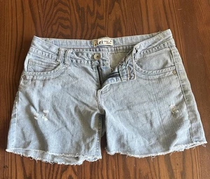 L.e.i Ashley Lowrise 5” inseam shorts junior size 9 light denim - Picture 1 of 6
