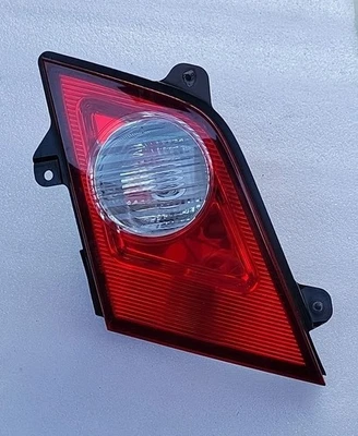 06-07 INFINITI M35 M45 REAR RIGHT DRIVER SIDE INNER TAIL LIGHT OEM - Image 1 of 2