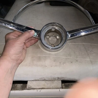 Chevrolet Horn Ring Chevelle El Camino 1964 1965 9740962 #1 usado Foto 1 de 4
