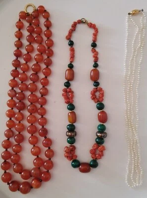 Collane donna pietre dure Agata Tibetana - Corallo e pietre dure - Perle piccole - Immagine 1 di 4