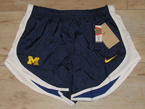 Nike Michigan Wolverines Tempo Running Exercise Lined Shorts size's Women 2XL Cover