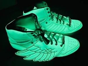 Adidas Jeremy Scott JS Wings GID • Talla 451/3 • Zapatilla deportiva Brilla en la oscuridad • ¡NUEVA! - Imagen 1 de 15