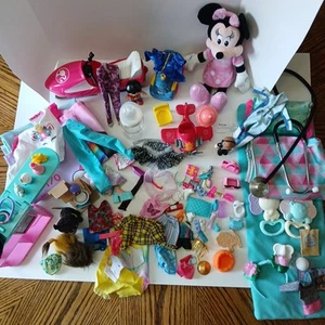 Huge Lot Disney& Barbie Dolls Clothes, Playsets, Accessories & Minnie Items, - Picture 1 of 24