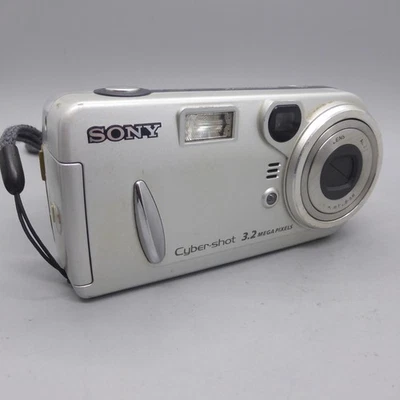 Sony Digital Camera Cybershot DSC-P72 3.2MP Silver Tested - Image 1 of 4