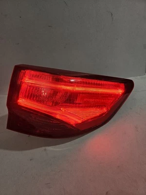 Luz trasera exterior LED del lado derecho del pasajero ACURA MDX 2014-2020 probada  Foto 1 de 4