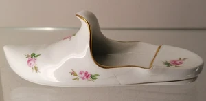 Meissen Großer Glücksschuh 1. Wahl L. 17cm Streublumen gestreute Rote Rose - Picture 1 of 13