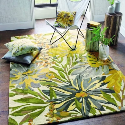 Beautiful Flower Garden Hand Tufted New Zealand Wool Rug - Image 1 of 4