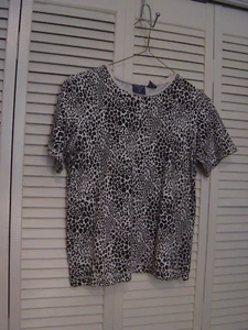 WOMEN'S MOUNTAIN LAKE PULLOVER  MEDIUM  LEOPARD PRINT BLACK/BROWN - Picture 1 of 5