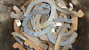 used steel horseshoes Qty 40 Antique Style With Heels Unique Rusty No Nails Okla - Picture 1 of 2