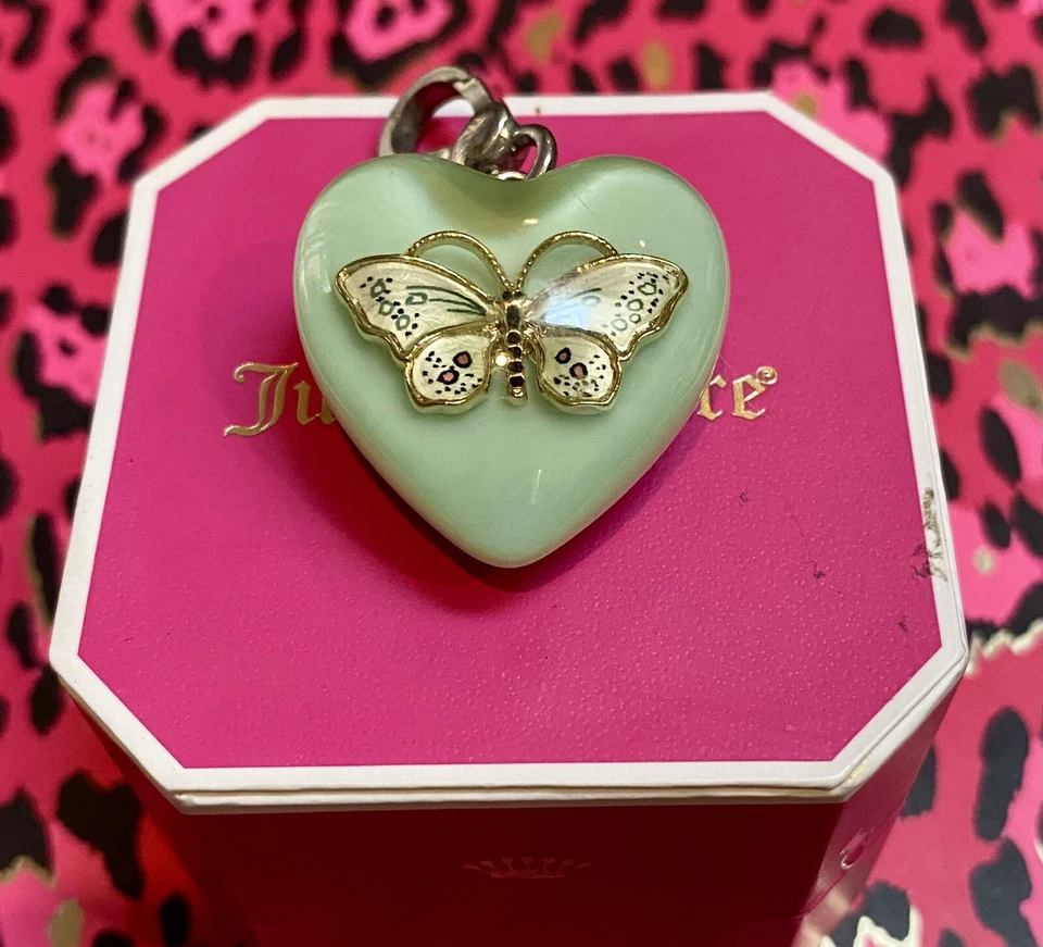 Juicy Couture Vintage Difícil de Encontrar Grande Robin’s Egg Azul Mariposa Corazón Dije ¡MUY RARO!! Foto 1 de 4