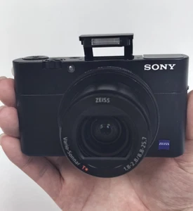 Sony Cyber-Shot DSC-RX100V RX100M5 Compact Digital Camera Flip Screen -98% New - Picture 1 of 13