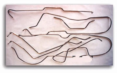 Omix Brake Line Kit, Full Fits: 1981-1986 Jeep CJ7 16737.45 Foto 1 de 4