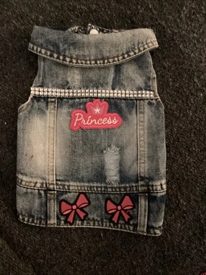 Pet Clothes Dog Denim Vest Jean Jacket Brand New Medium Pink Princess - Image 1 of 4