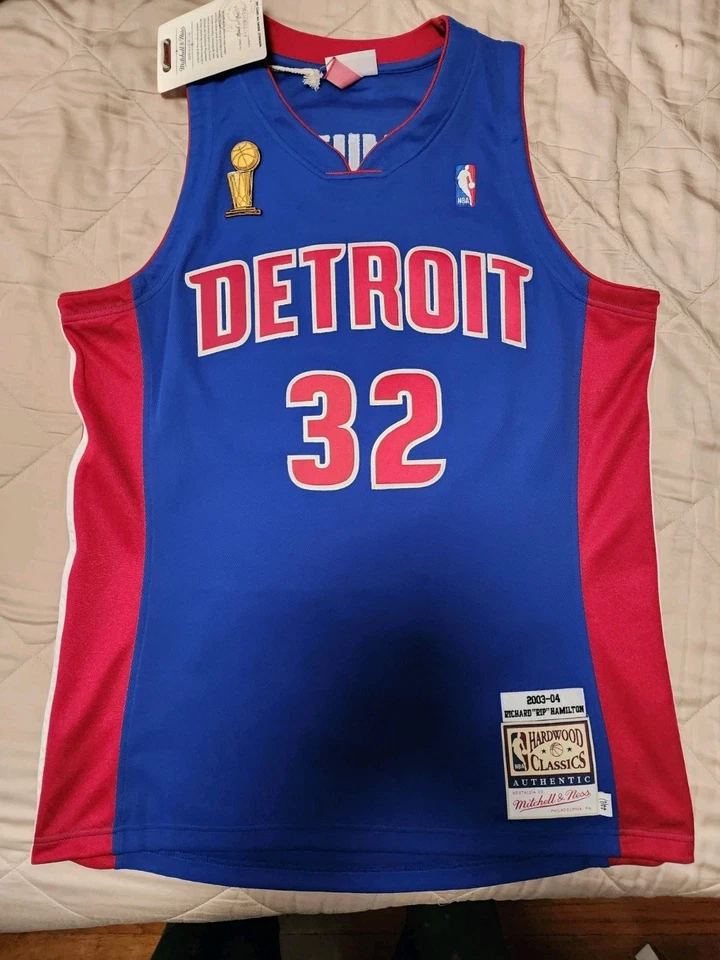 Detroit pistons jersey Rip Hamilton Blue Authentic Large - Image 1 of 4