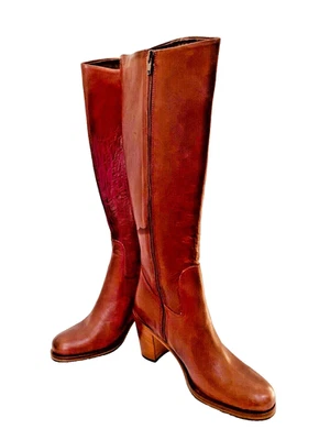 ¡NUEVO! $395 Boemos Hecho en Italia Mujer Talla 37 Cuero Burdeos Bota Hasta la Rodilla Foto 1 de 4