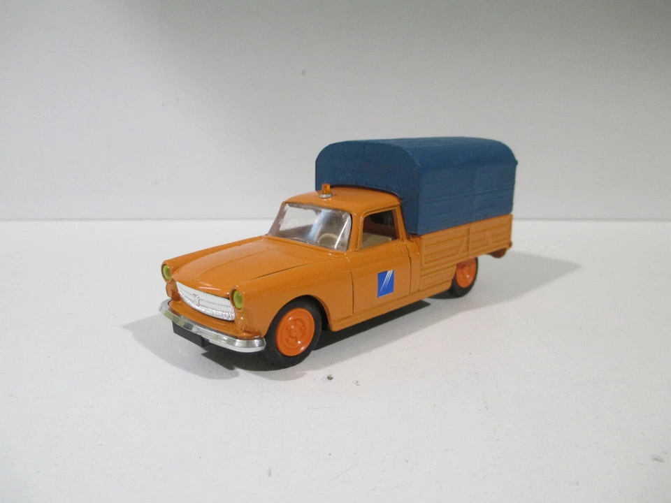 RARE PEUGEOT 404 PICK UP Baché DDE de 1964 par ELIGOR CEC V2775 au 1/43 - Photo 1/4