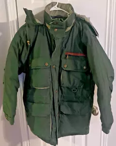 EUC! Men's STRATOJAC Hooded Down Puffer Cargo Jacket Size M Green/Navy - Picture 1 of 5