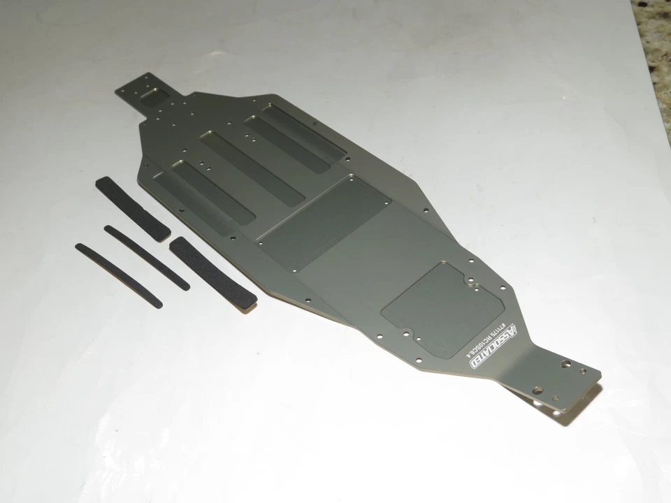 ASC70009 TEAM ASSOCIATED SC6.4 SC TRUCK CHASSIS - Image 1 of 1