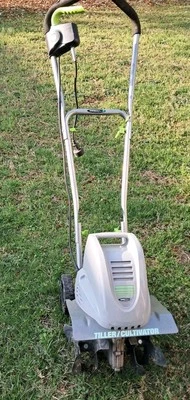 Earthwise TC70001 120 В электрический мотоблок, 11 дюймов двойной садовый культиватор с 4 лезвиями - Изображение 1 из 4