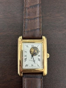 Reloj Frederique Constant Classics Carree Heart Beat Automático Dorado: JPN - Imagen 1 de 11