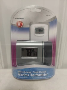 NOS radio shack 63-1087 INDOOR / OUTDOOR WIRELESS THERMOMETER  battery operated - Picture 1 of 4