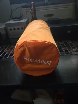 🔥Thermarest Sleeping self inflatable single person Pad🔥 Excellent condition!🔥 - Image 1 of 4