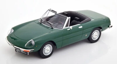 1:18 Norev Alfa Romeo 2000 Spider con techo blando extraíble 1978 verde