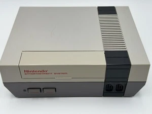 Nintendo NES Video Game Console And Accessories NES-001 Gray Tested and Working - Picture 1 of 17