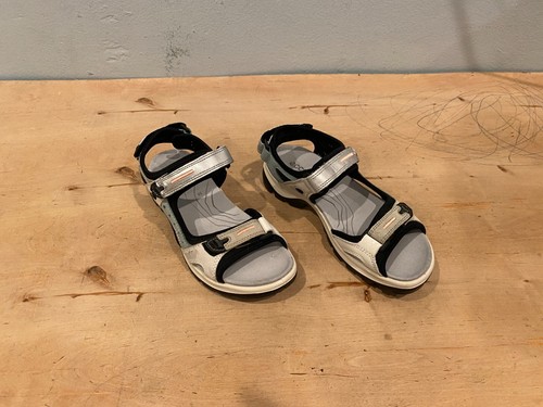 Sandalo Ecco Yucatan nuovo con etichette argento bianco nero azzurro chiaro 38 US 7 7 5