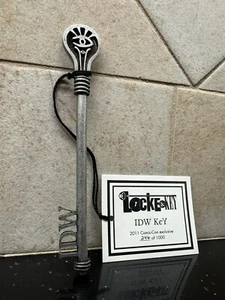 Locke & Key Skelton Crew Studios IDW Key Replica 2011 Comic-Con Exclusive Signed - Picture 1 of 4