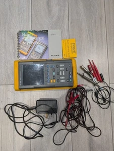 ScopeMeter Fluke 92B Serie II 2 Canales 60 MHz con Batería Nueva - Imagen 1 de 12